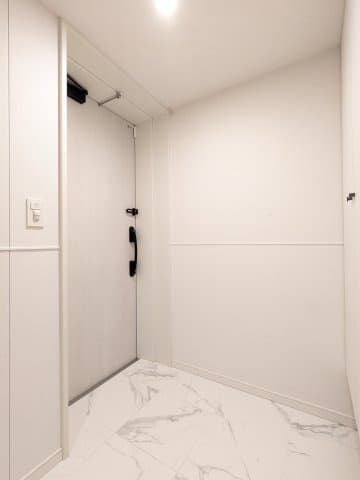 Room image 12