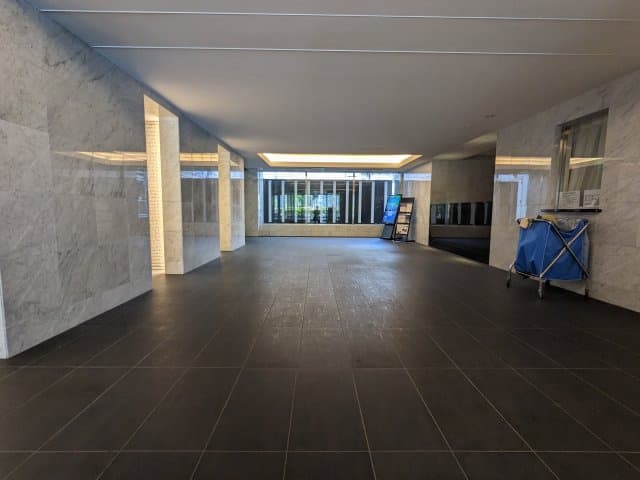Room image 15