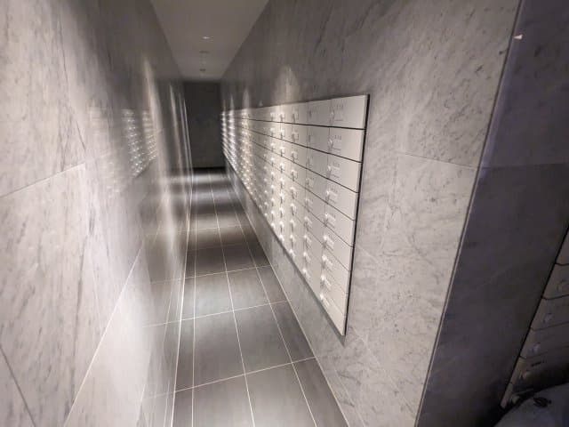 Room image 16