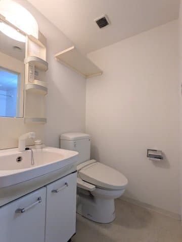 Room image 9