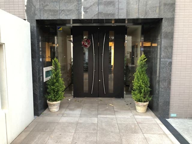 Room image 16