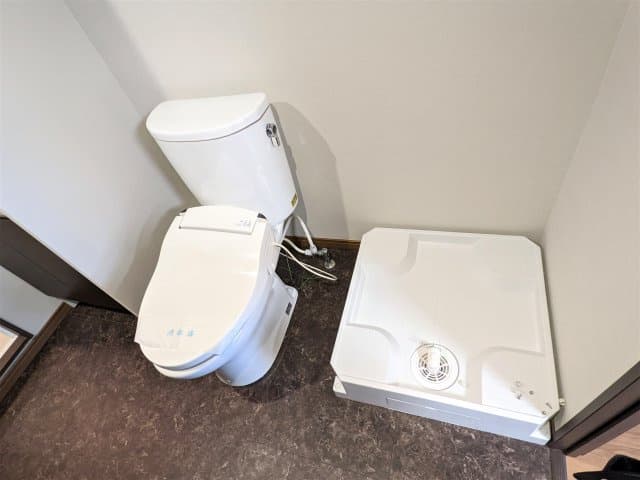 Room image 10