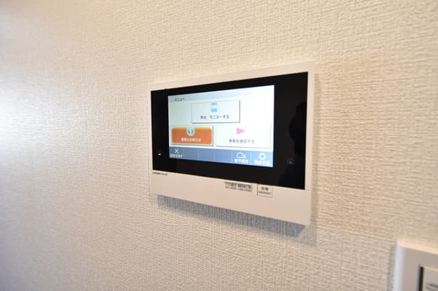 Room image 12