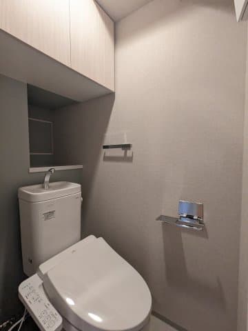 Room image 10
