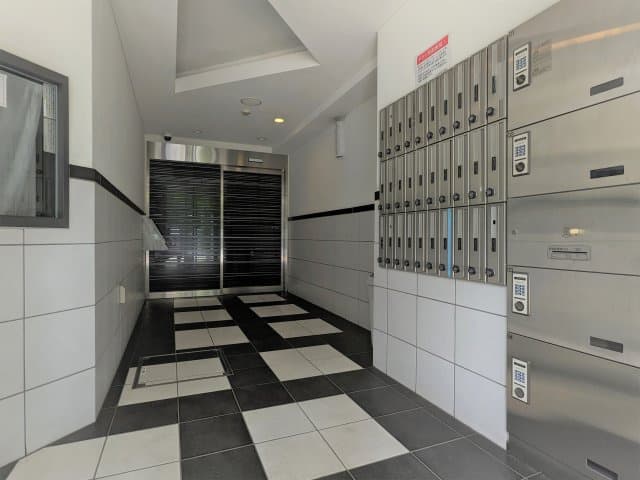 Room image 11