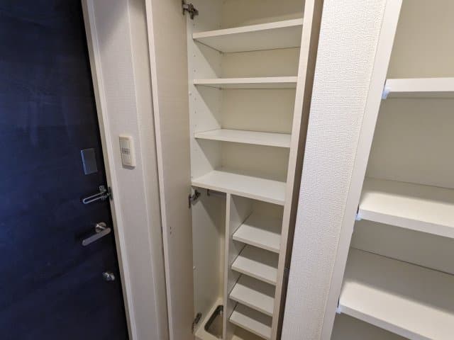 Room image 9