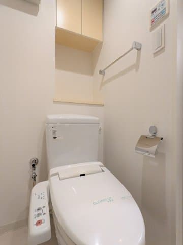 Room image 10