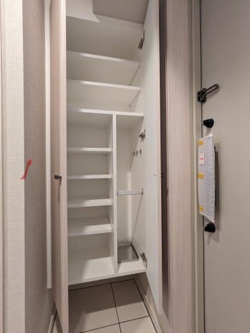 Room image 13