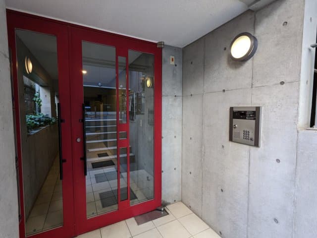 Room image 13