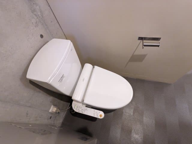 Room image 11