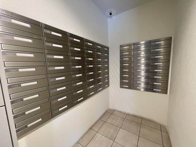 Room image 12