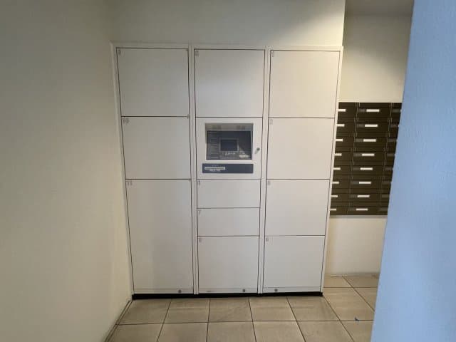 Room image 13
