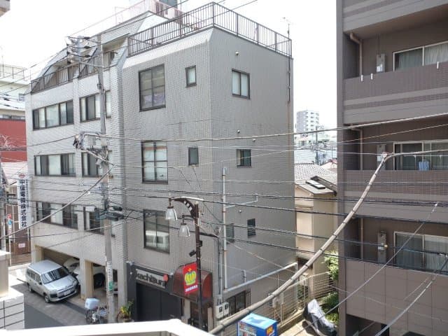 Room image 11