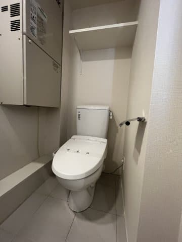 Room image 12