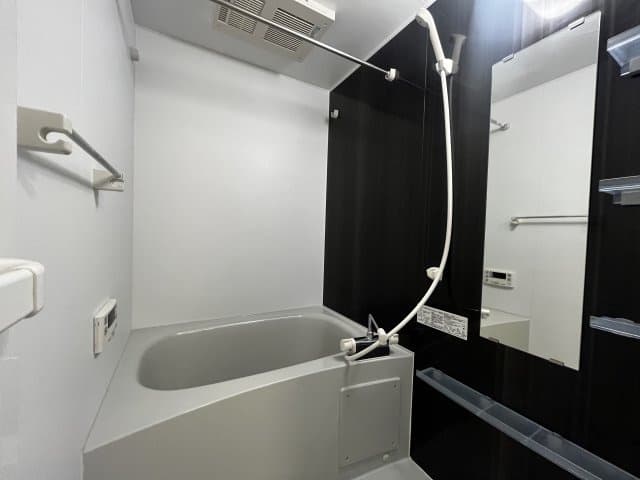 Room image 9