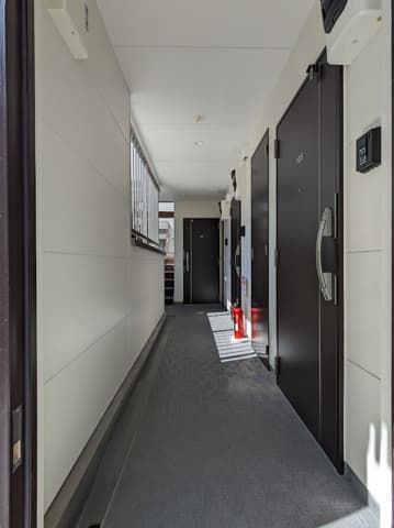 Room image 14