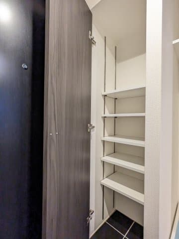 Room image 12