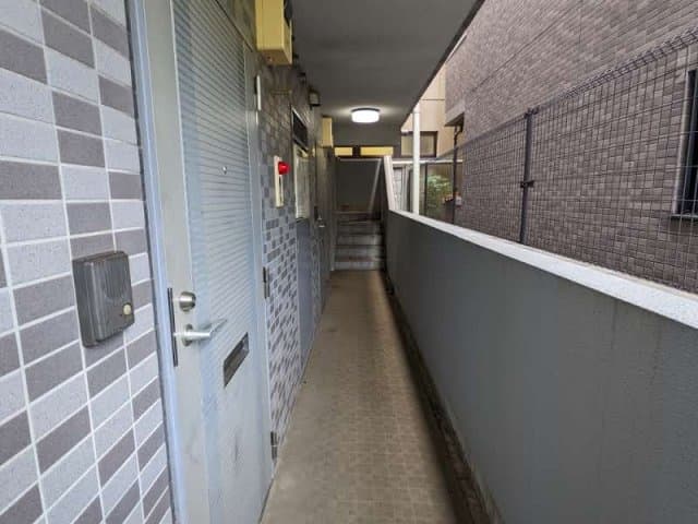 Room image 12