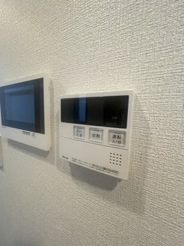 Room image 15