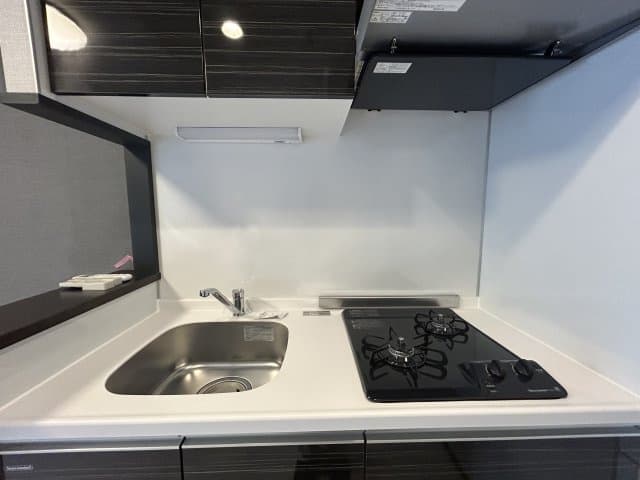Room image 8