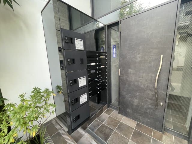 Room image 13