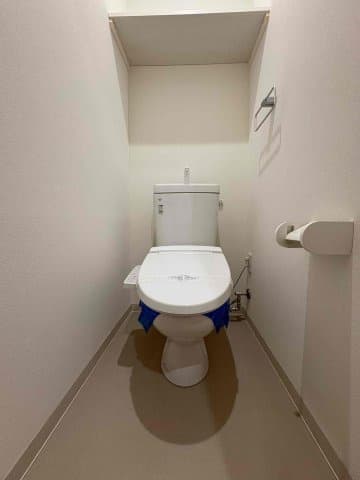 Room image 8