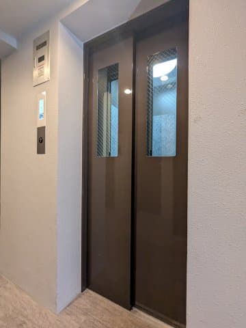 Room image 15