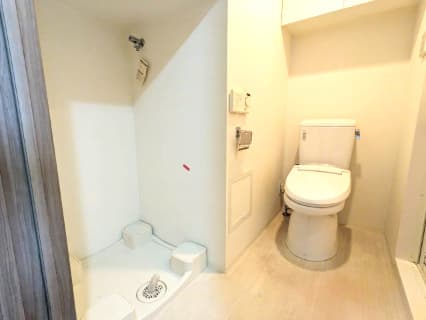 Room image 8