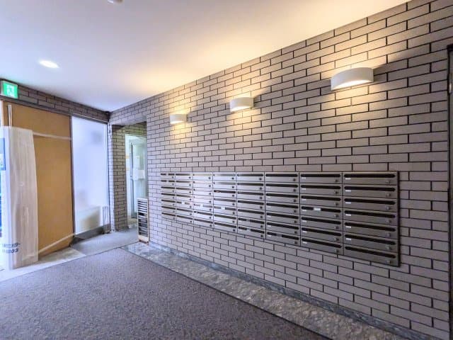 Room image 12