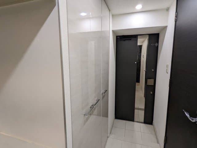 Room image 11