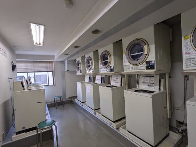 Room image 12