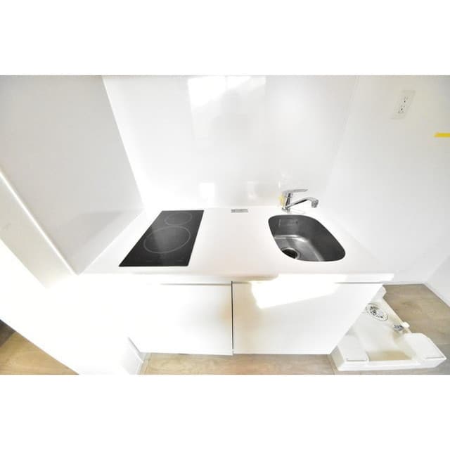 Room image 8