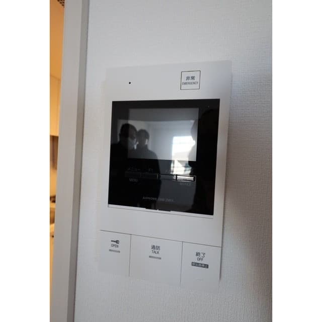 Room image 11