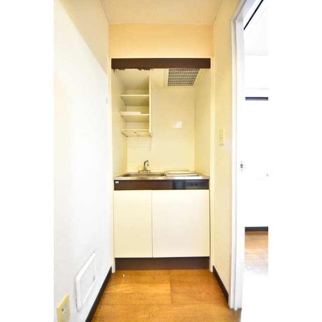 Room image 14