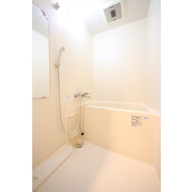 Room image 13