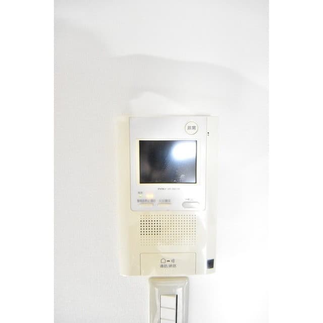 Room image 16