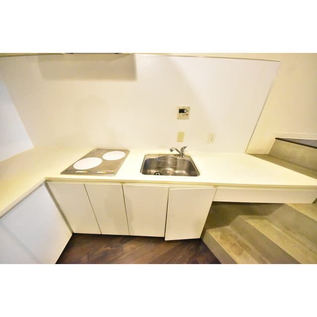 Room image 9