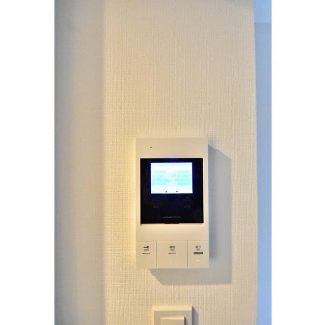 Room image 11