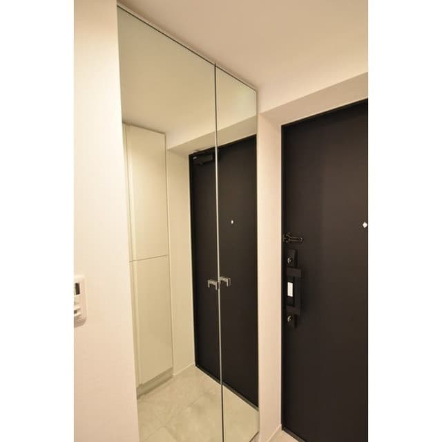 Room image 12