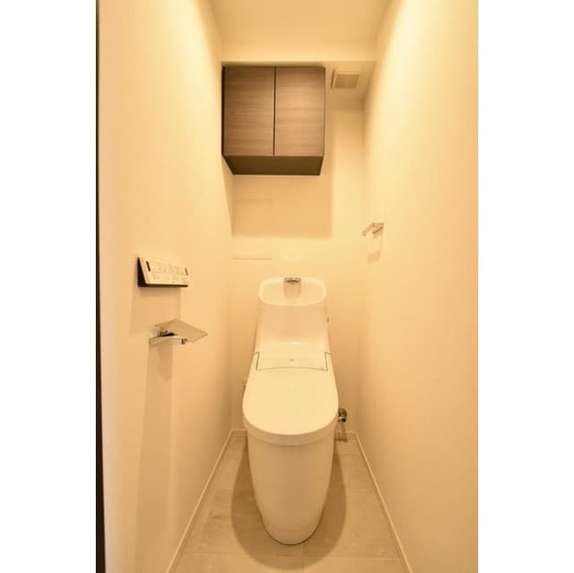 Room image 15
