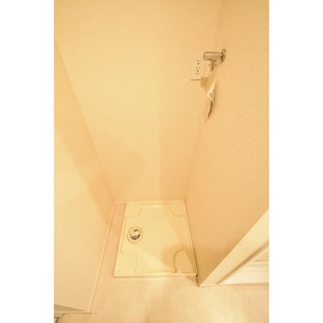 Room image 15