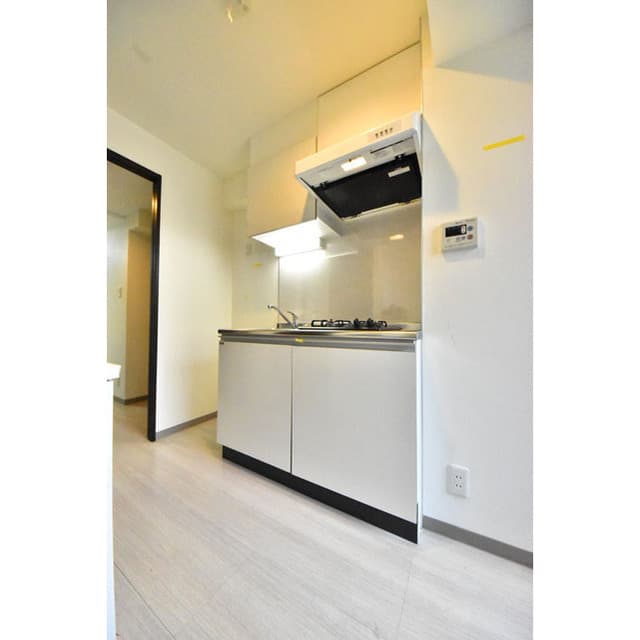 Room image 9