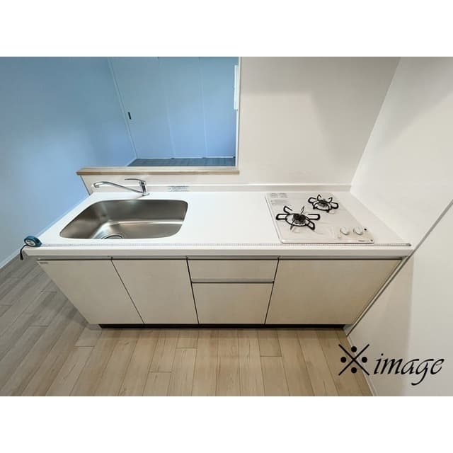 Room image 16