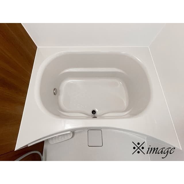 Room image 10
