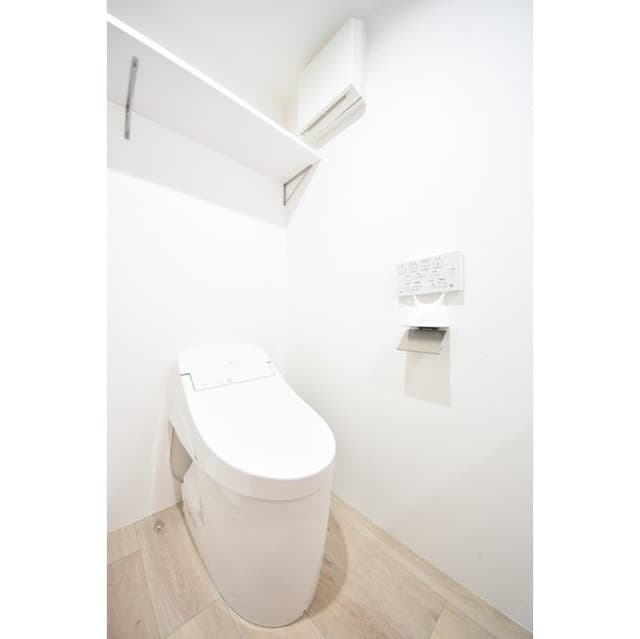 Room image 11