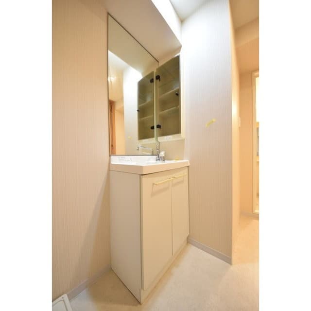 Room image 14