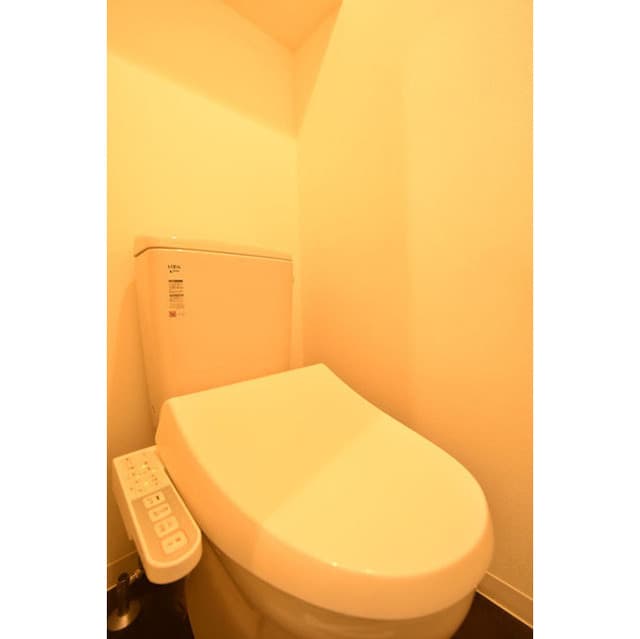 Room image 10