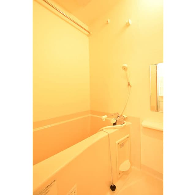 Room image 11