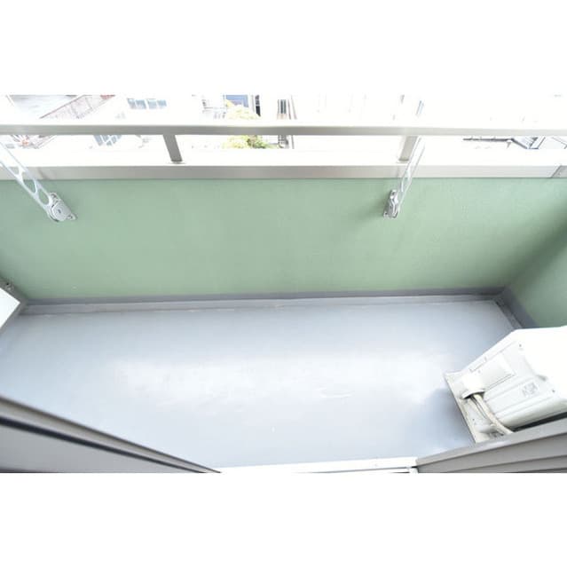 Room image 16