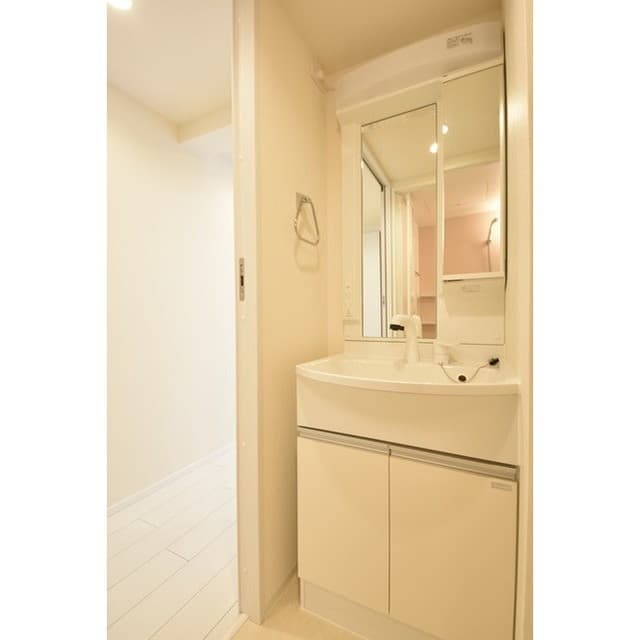 Room image 14